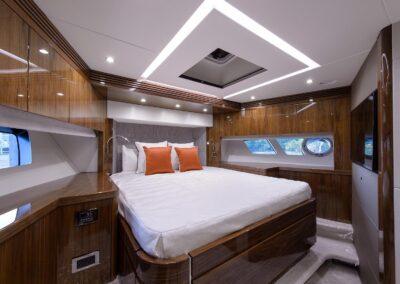 75-Sunseeker-Golden-Ours-luxury-yacht-charter-19