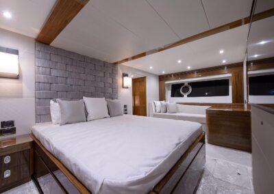 75-Sunseeker-Golden-Ours-luxury-yacht-charter-26