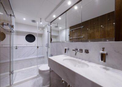75-Sunseeker-Golden-Ours-luxury-yacht-charter-30
