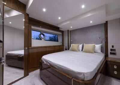 75-Sunseeker-Golden-Ours-luxury-yacht-charter-36