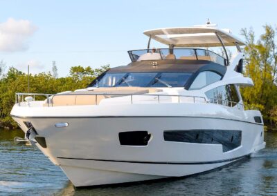 75-Sunseeker-Golden-Ours-luxury-yacht-charter-4