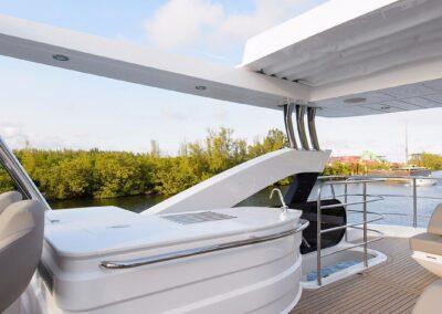 75-Sunseeker-Golden-Ours-luxury-yacht-charter-44