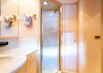 127-crescent-inspired-luxury-yacht-for-sale-CC-36