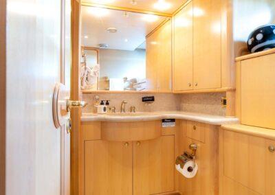 127-crescent-inspired-luxury-yacht-for-sale-CC-44