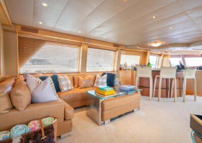 127-crescent-inspired-luxury-yacht-for-sale-CC-50