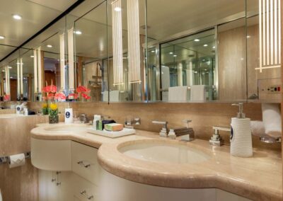 Rena-145-nqea-luxury-charter-yacht-vip-stateroom-bath-1