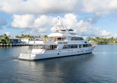127-crescent-inspired-luxury-yacht-for-sale-aerial-7