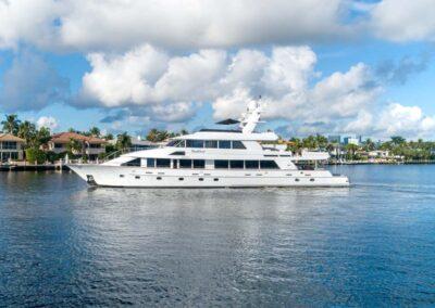 127-crescent-inspired-luxury-yacht-for-sale-aerial-9