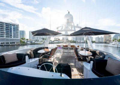 127-crescent-inspired-luxury-yacht-for-sale-exterior-14